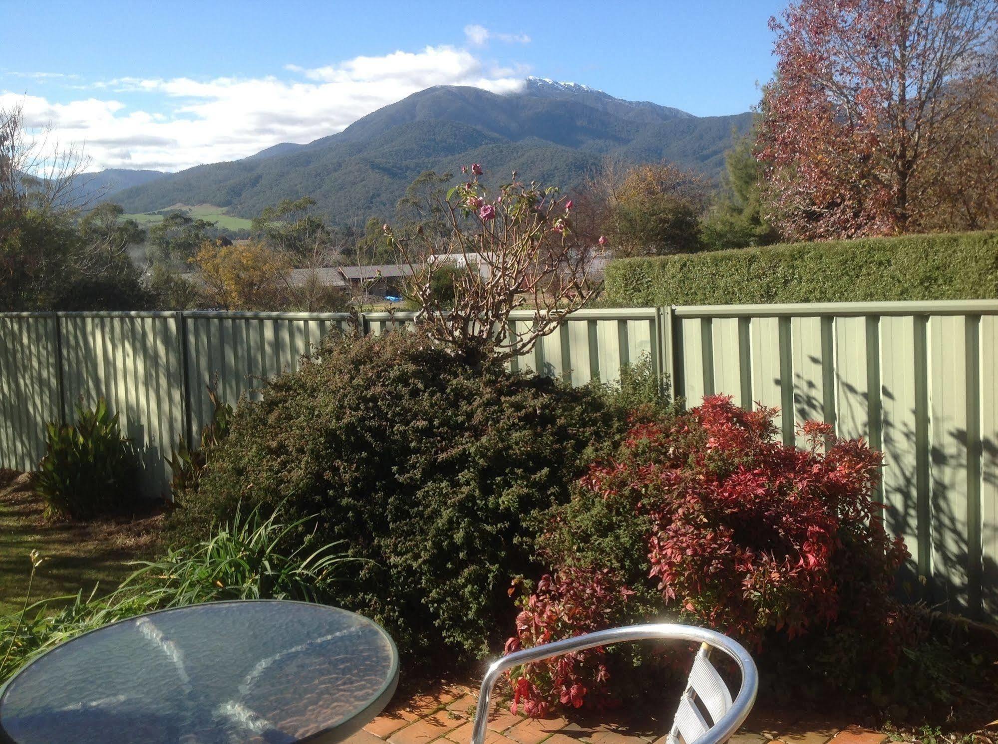 Bogong Moth Motel Mount Beauty Extérieur photo